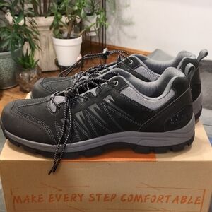 Men's Black and Gray Athletic Shoes